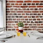 Cozy Studio Next To Canal Saint-martin Apartament *