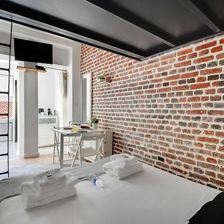 Cozy Studio Next To Canal Saint-martin 巴黎