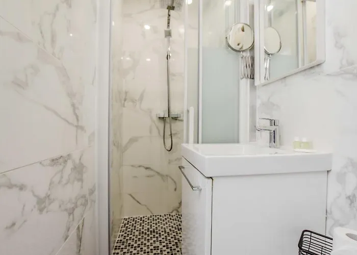 Διαμέρισμα Cozy Studio Next To Canal Saint-martin