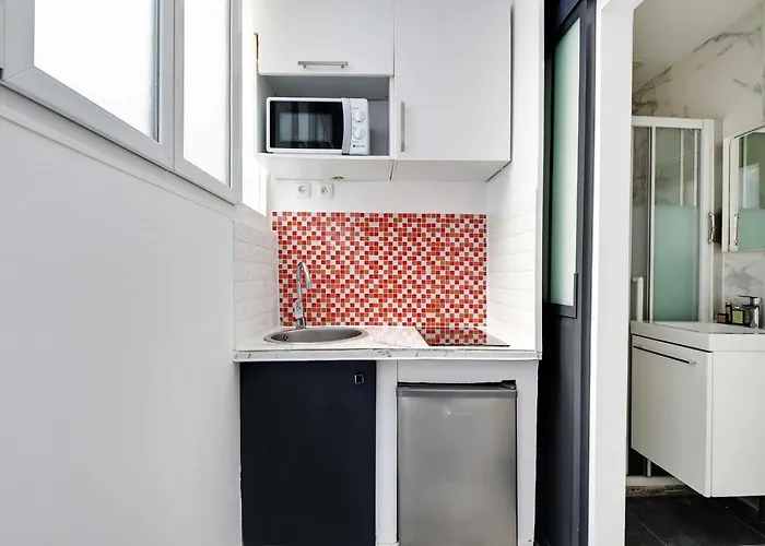 Cozy Studio Next To Canal Saint-martin Διαμέρισμα