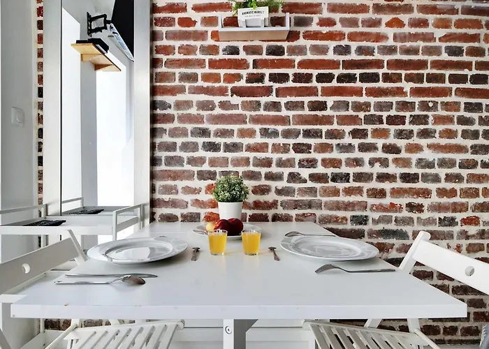 Cozy Studio Next To Canal Saint-martin